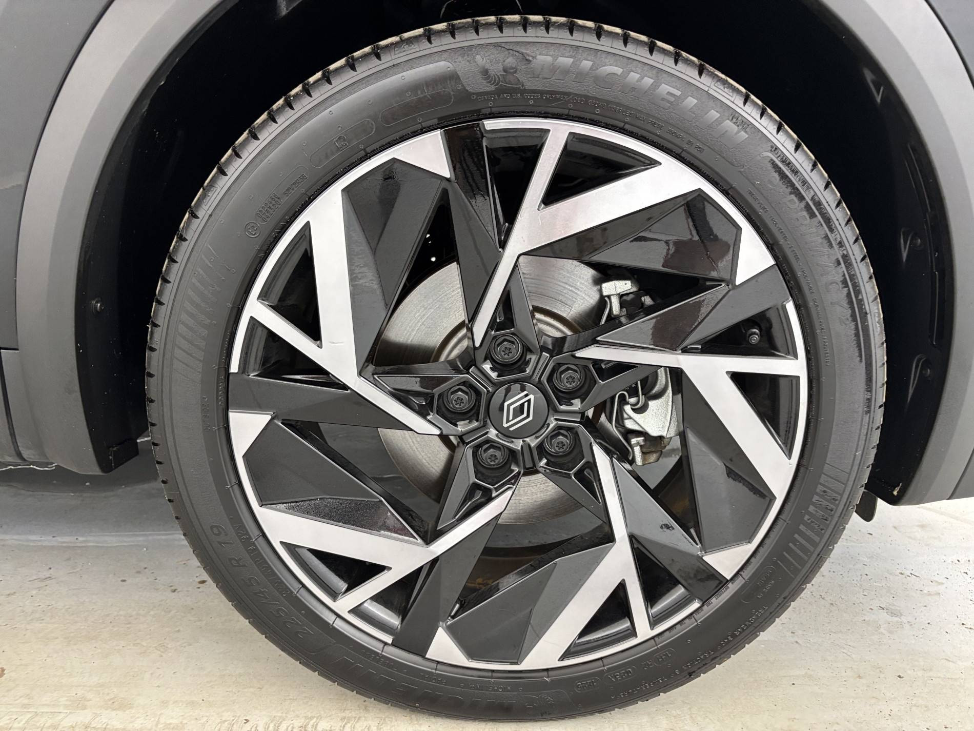 Vente en ligne Renault Symbioz  E-Tech full hybrid 145 au prix de 27 690 €