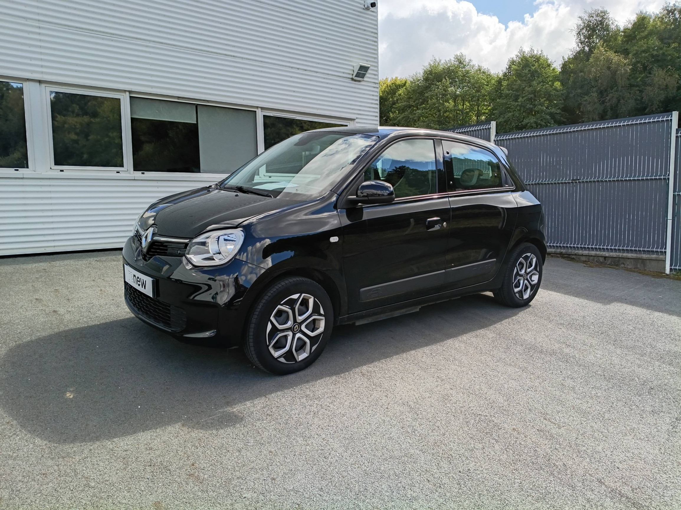 Renault Twingo Electrique Twingo III E-Tech occasion de 2023 en vente à Guingamp