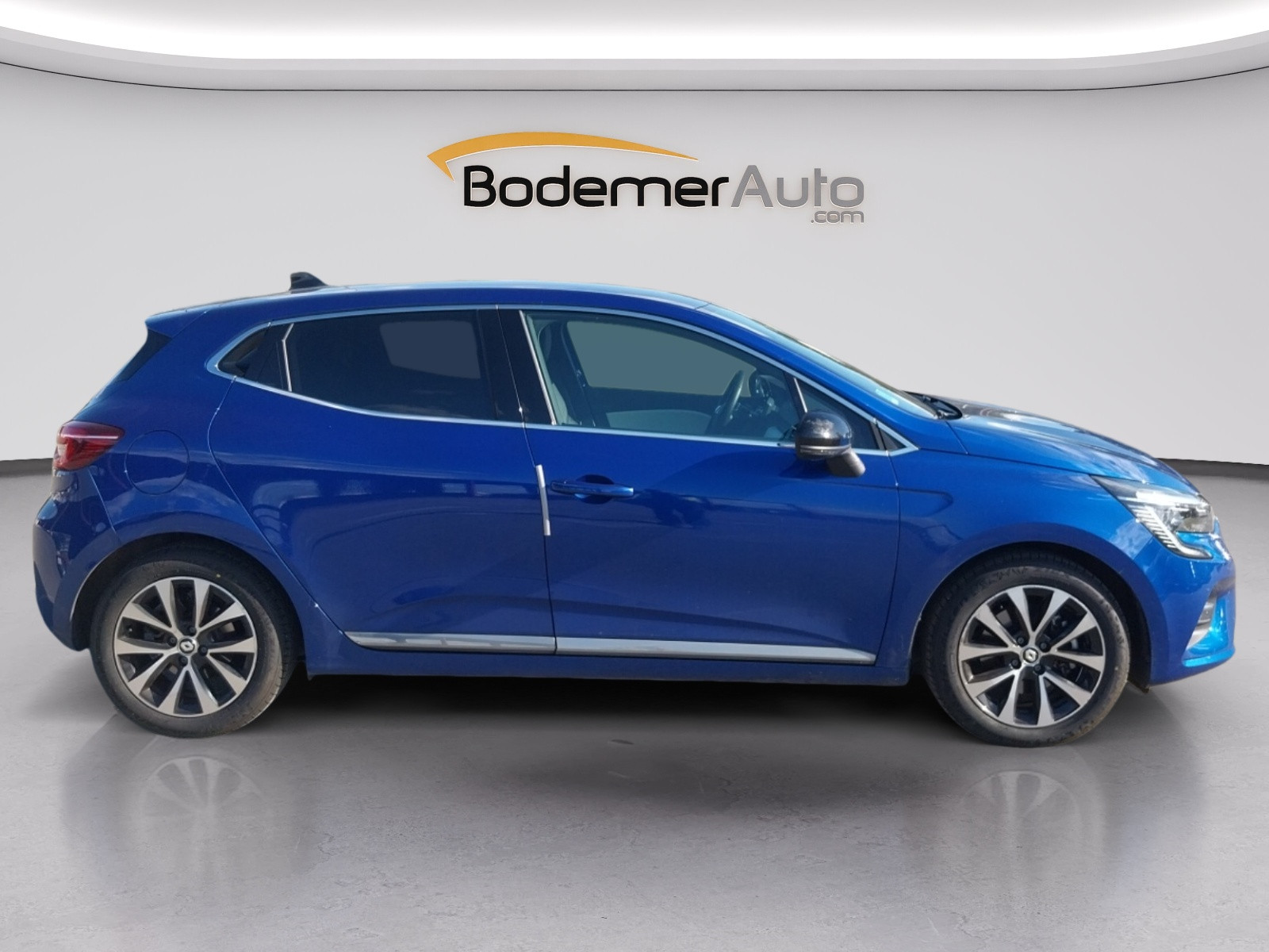 Vente en ligne Renault Clio 5 Clio E-Tech full hybrid 145 au prix de 18 490 €