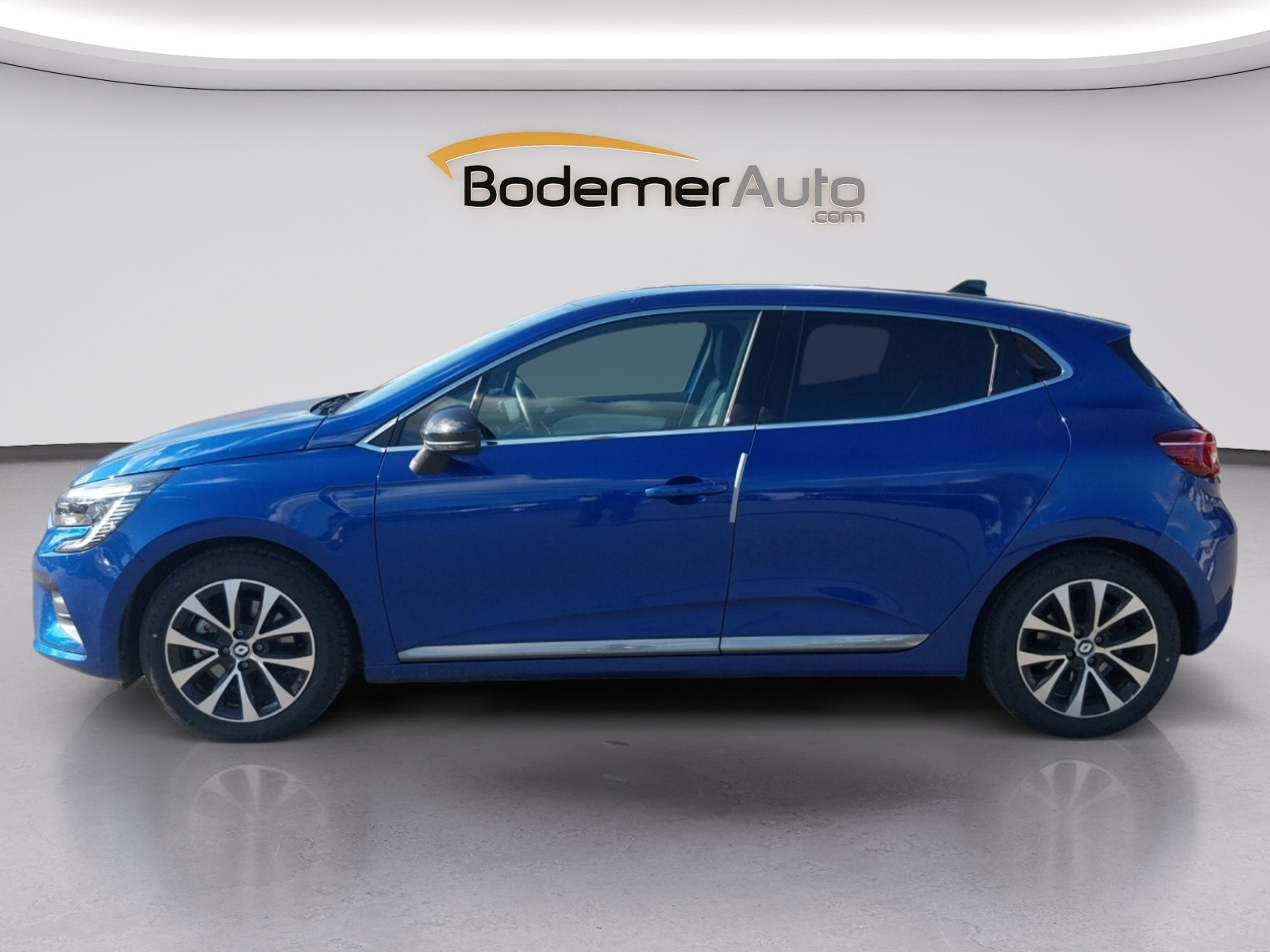 Vente en ligne Renault Clio 5 Clio E-Tech full hybrid 145 au prix de 18 490 €