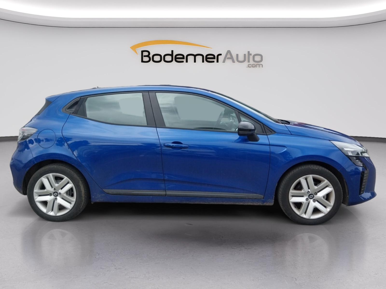 Vente en ligne Renault Clio 5 Clio E-Tech full hybrid 145 au prix de 18 490 €