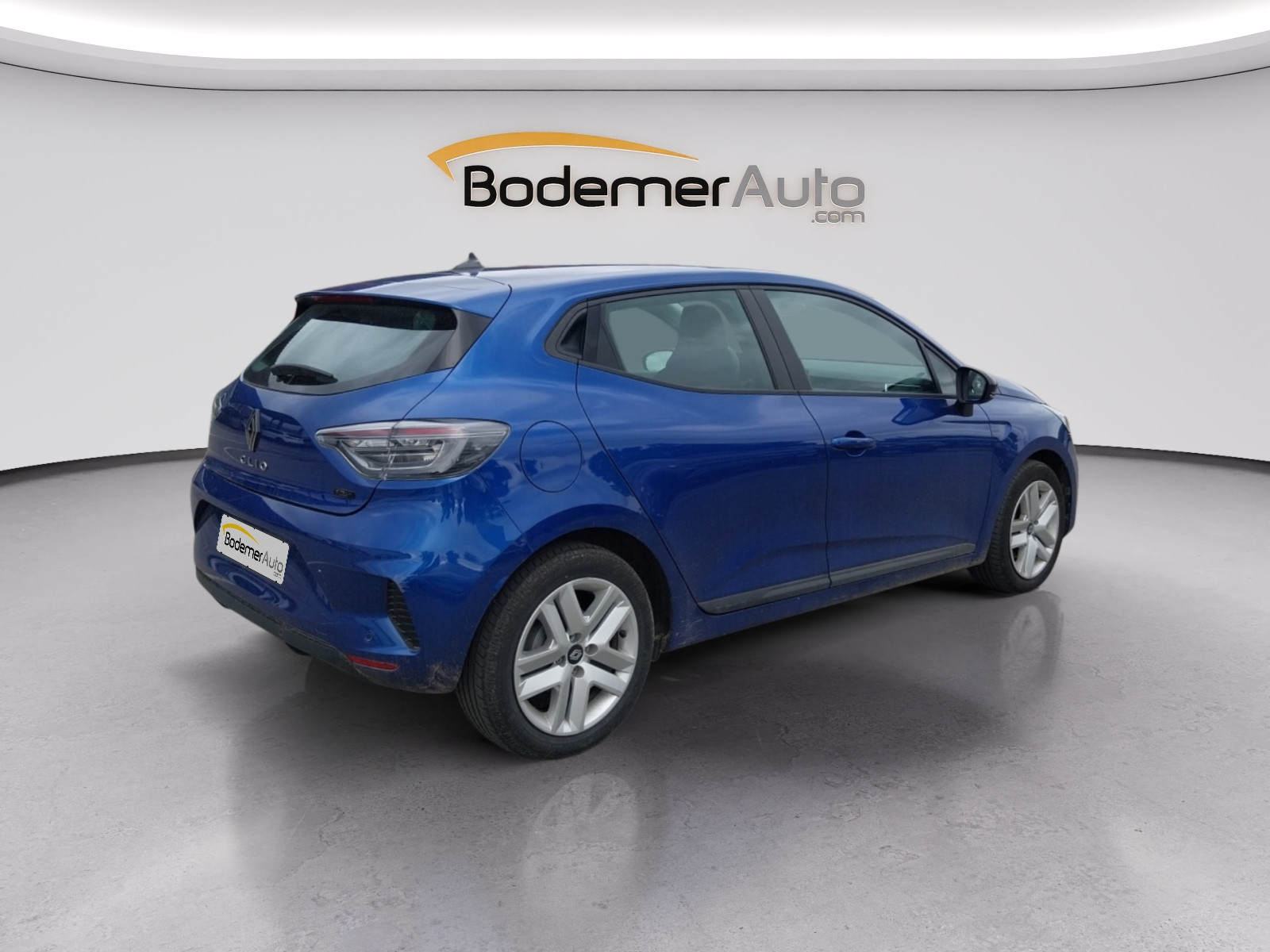Vente en ligne Renault Clio 5 Clio E-Tech full hybrid 145 au prix de 18 490 €