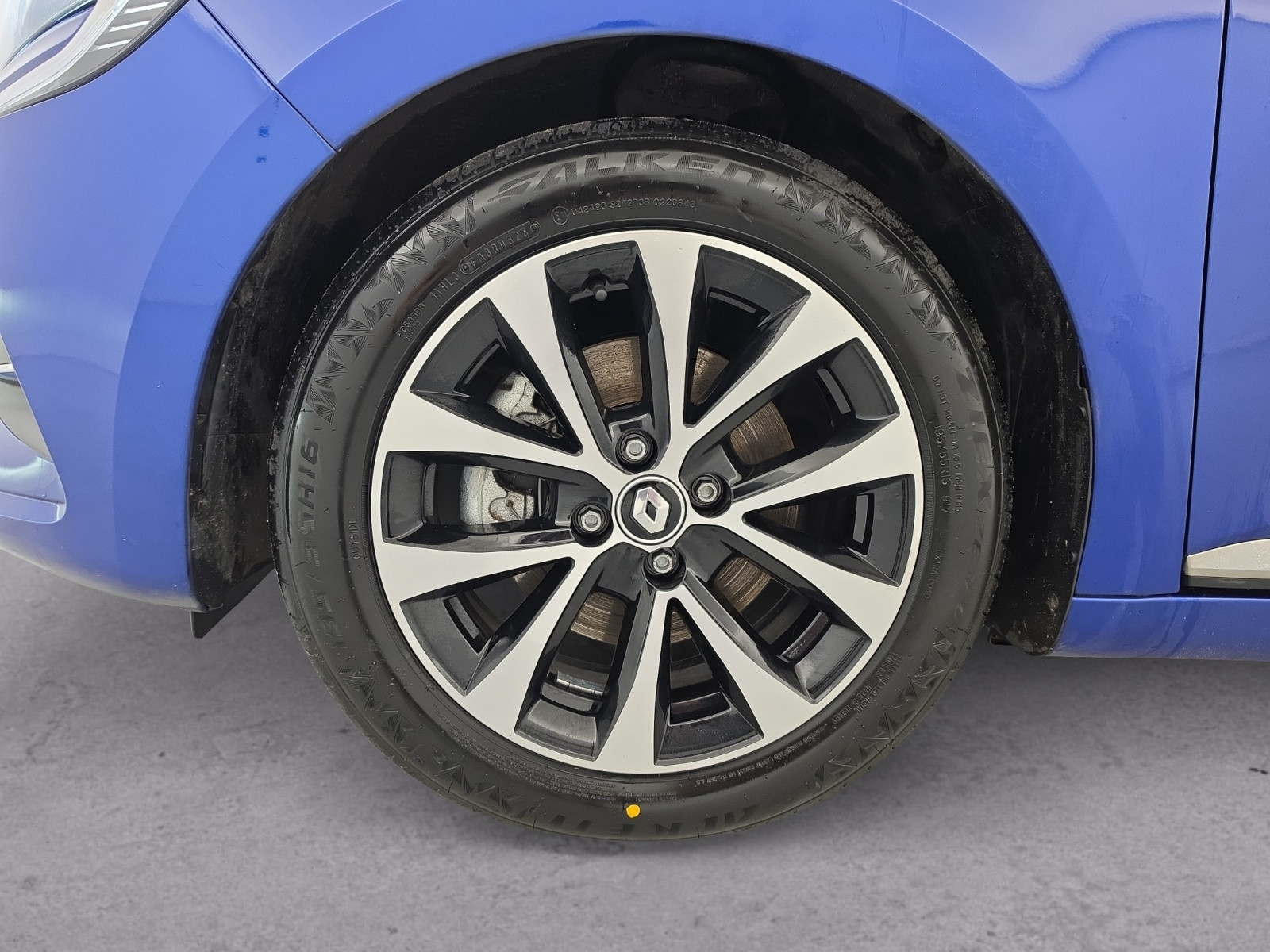 Vente en ligne Renault Clio 5 Clio E-Tech full hybrid 145 au prix de 18 490 €