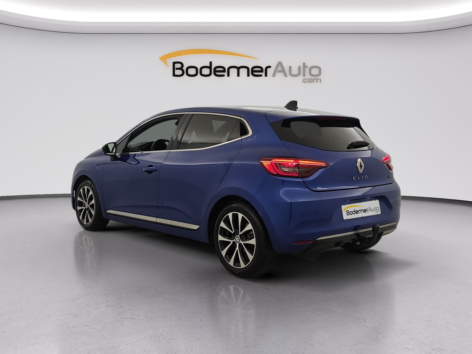 Vente en ligne Renault Clio 5 Clio E-Tech full hybrid 145 au prix de 18 490 €