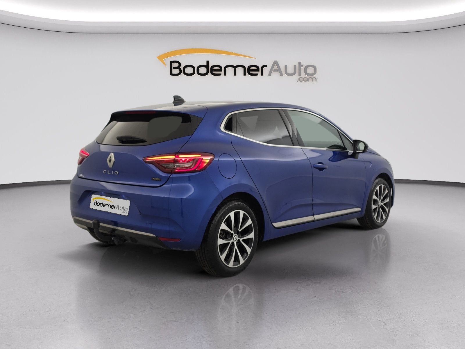 Vente en ligne Renault Clio 5 Clio E-Tech full hybrid 145 au prix de 18 490 €