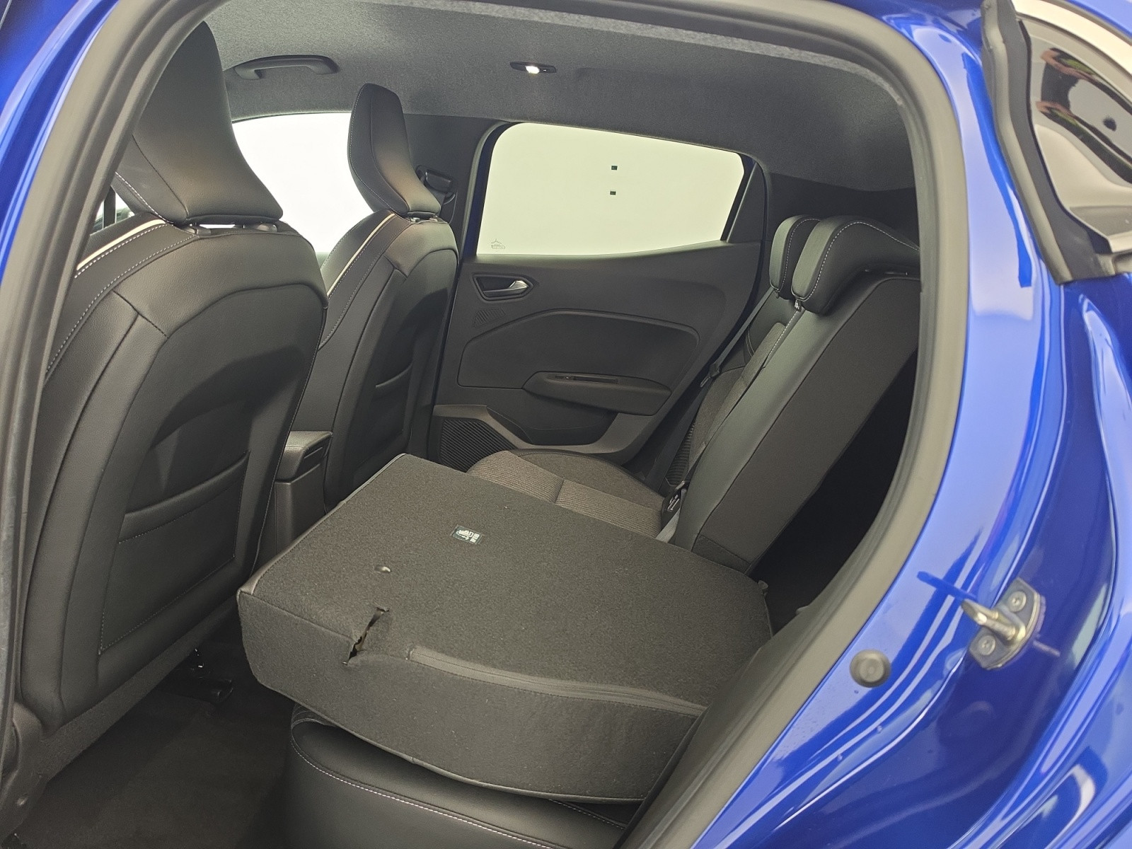 Vente en ligne Renault Clio 5 Clio E-Tech full hybrid 145 au prix de 18 490 €