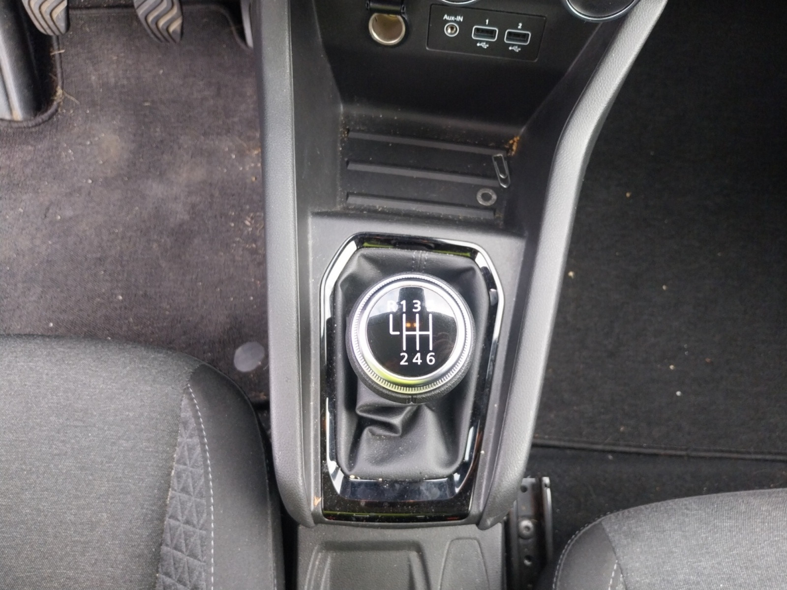 Vente en ligne Renault Clio 5 Clio TCe 90 - 21N au prix de 12 990 €