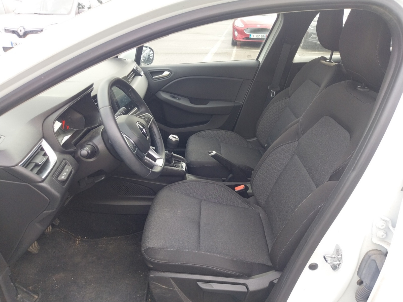 Vente en ligne Renault Clio 5 Clio TCe 90 - 21N au prix de 12 990 €