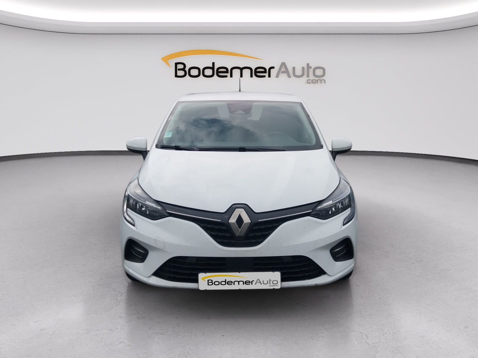 Vente en ligne Renault Clio 5 Clio TCe 90 - 21N au prix de 12 990 €