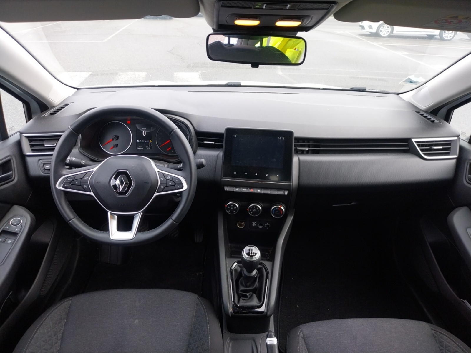Vente en ligne Renault Clio 5 Clio TCe 90 - 21N au prix de 12 990 €