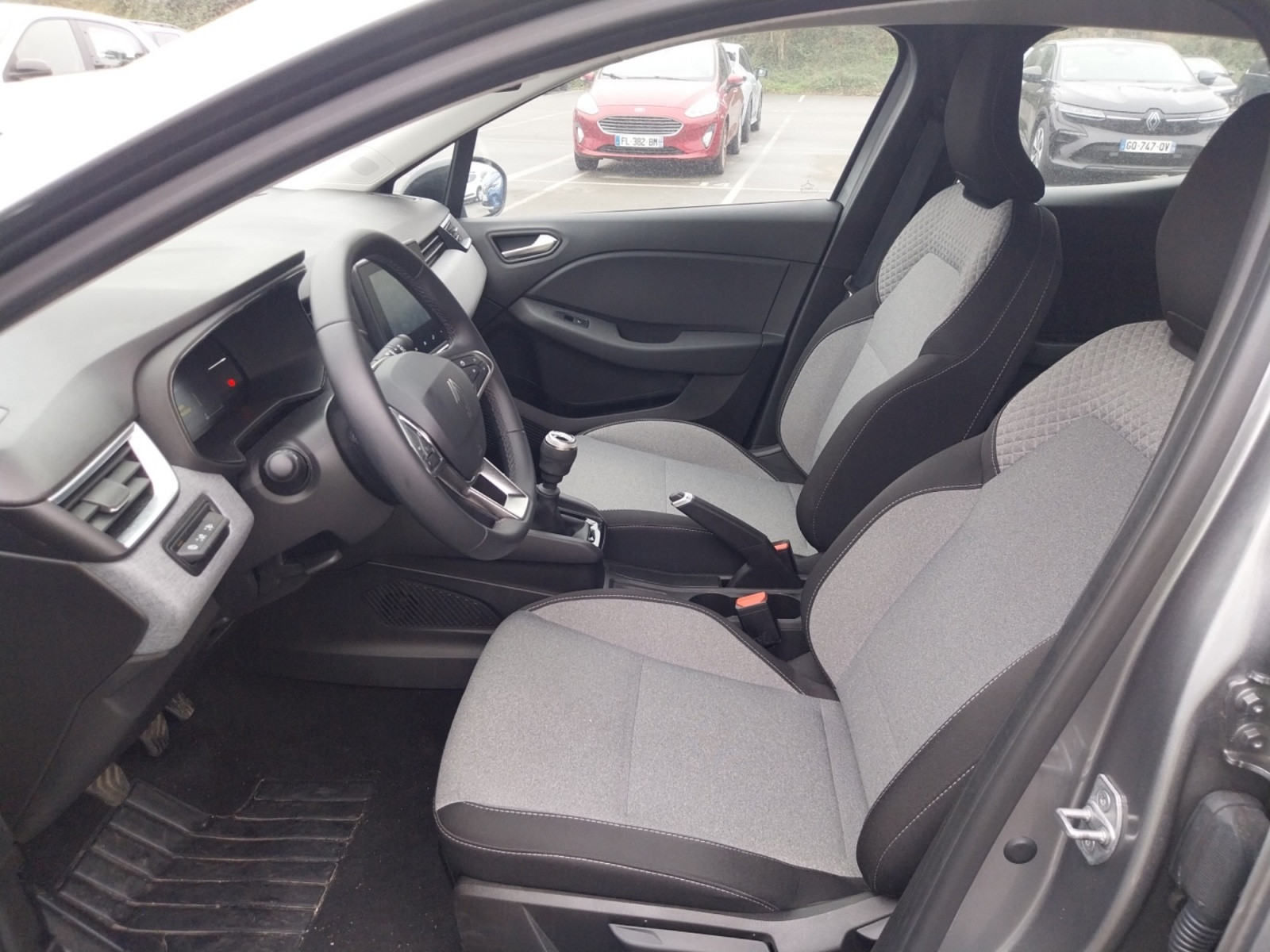 Vente en ligne Renault Clio 5 Clio Blue dCi 100 ch GSR2 au prix de 15 990 €