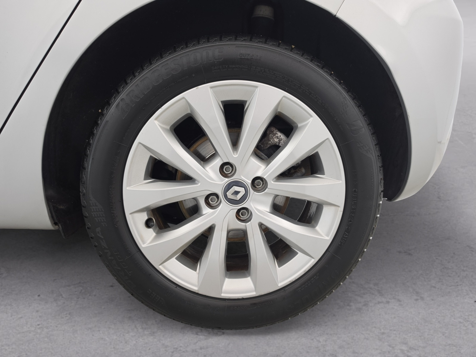 Vente en ligne Renault Clio 5 Clio TCe 90 X-Tronic - 21N au prix de 15 490 €