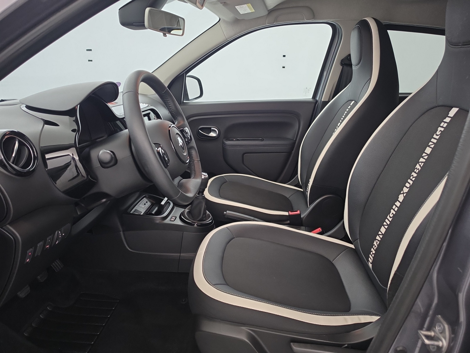 Vente en ligne Renault Twingo 3  SCe 65 au prix de 13 490 €