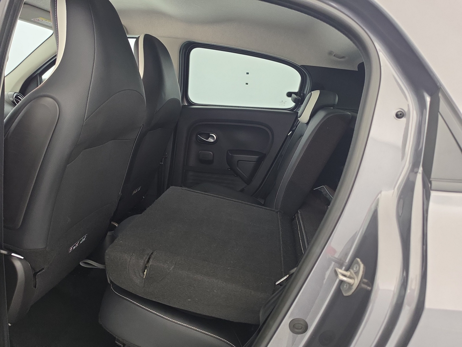 Vente en ligne Renault Twingo 3  SCe 65 au prix de 13 490 €