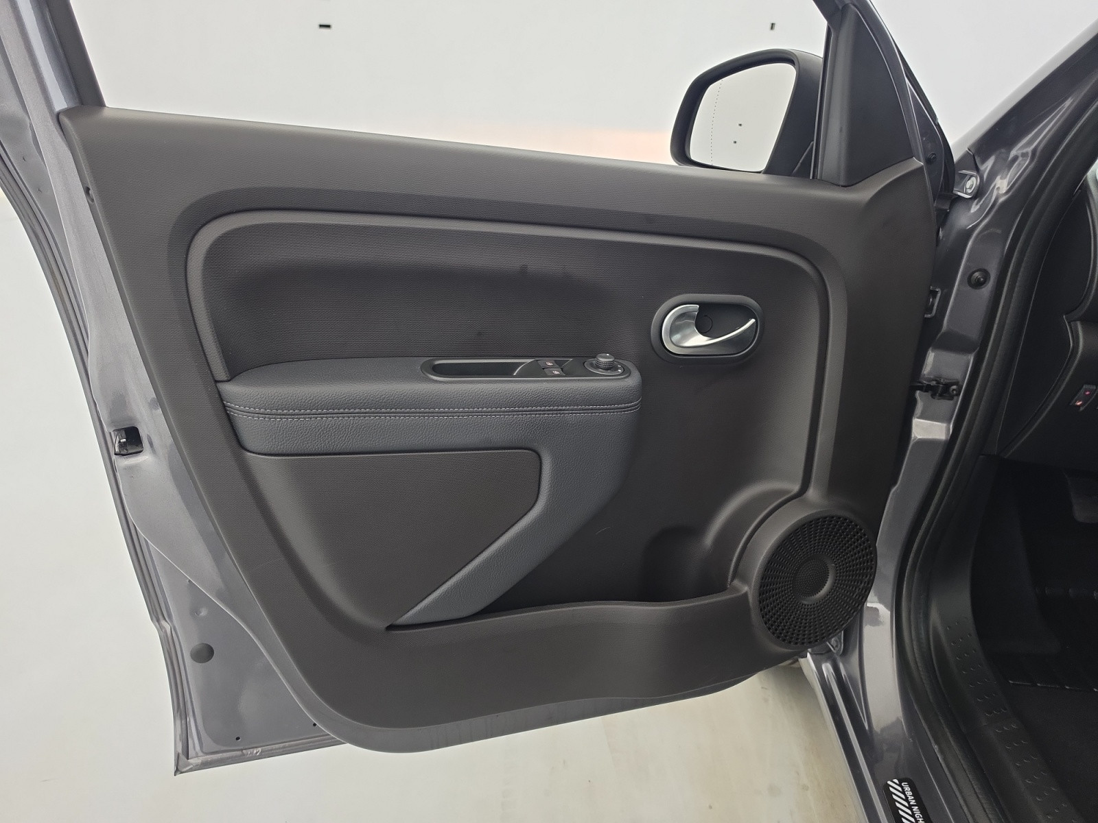 Vente en ligne Renault Twingo 3  SCe 65 au prix de 13 490 €