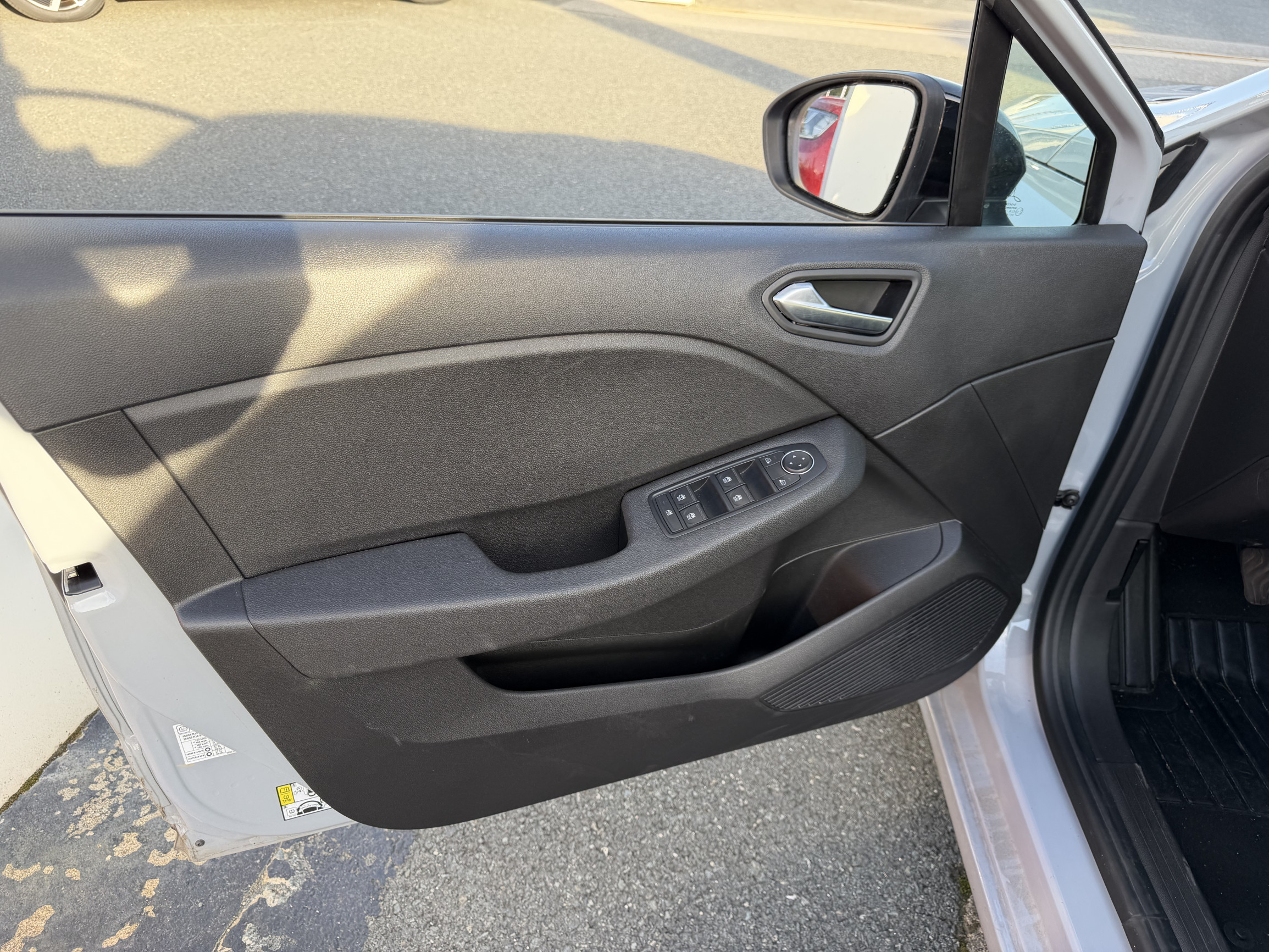 Vente en ligne Renault Clio 5 Clio Eco-G 100 ch GSR2 au prix de 15 990 €