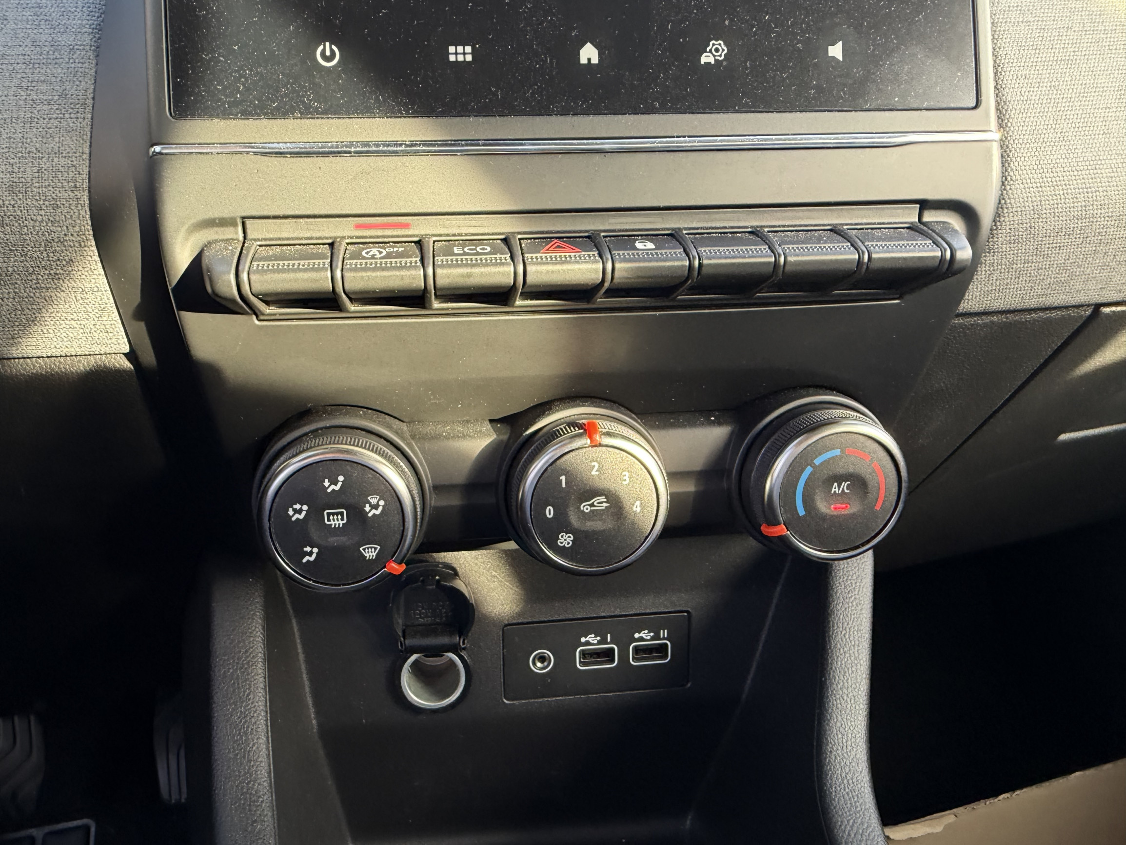 Vente en ligne Renault Clio 5 Clio Eco-G 100 ch GSR2 au prix de 15 990 €