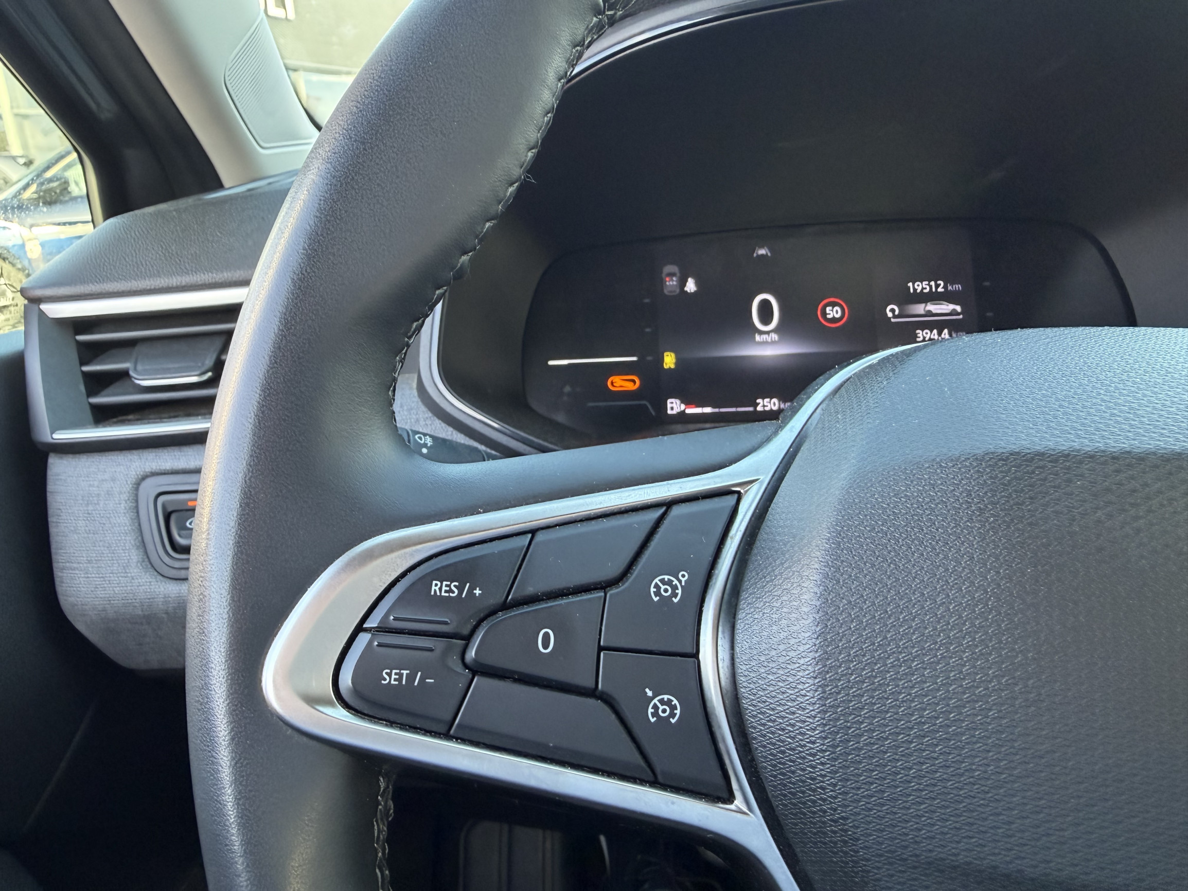 Vente en ligne Renault Clio 5 Clio Eco-G 100 ch GSR2 au prix de 15 990 €