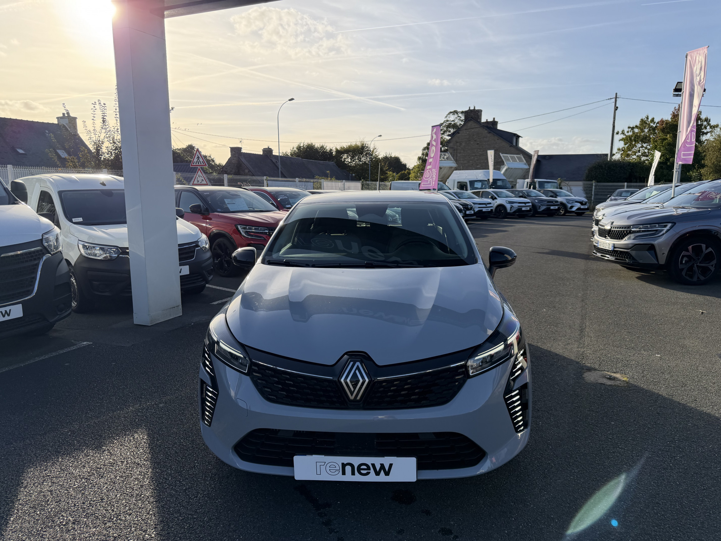 Vente en ligne Renault Clio 5 Clio TCe 90 ch GSR2 au prix de 15 990 €