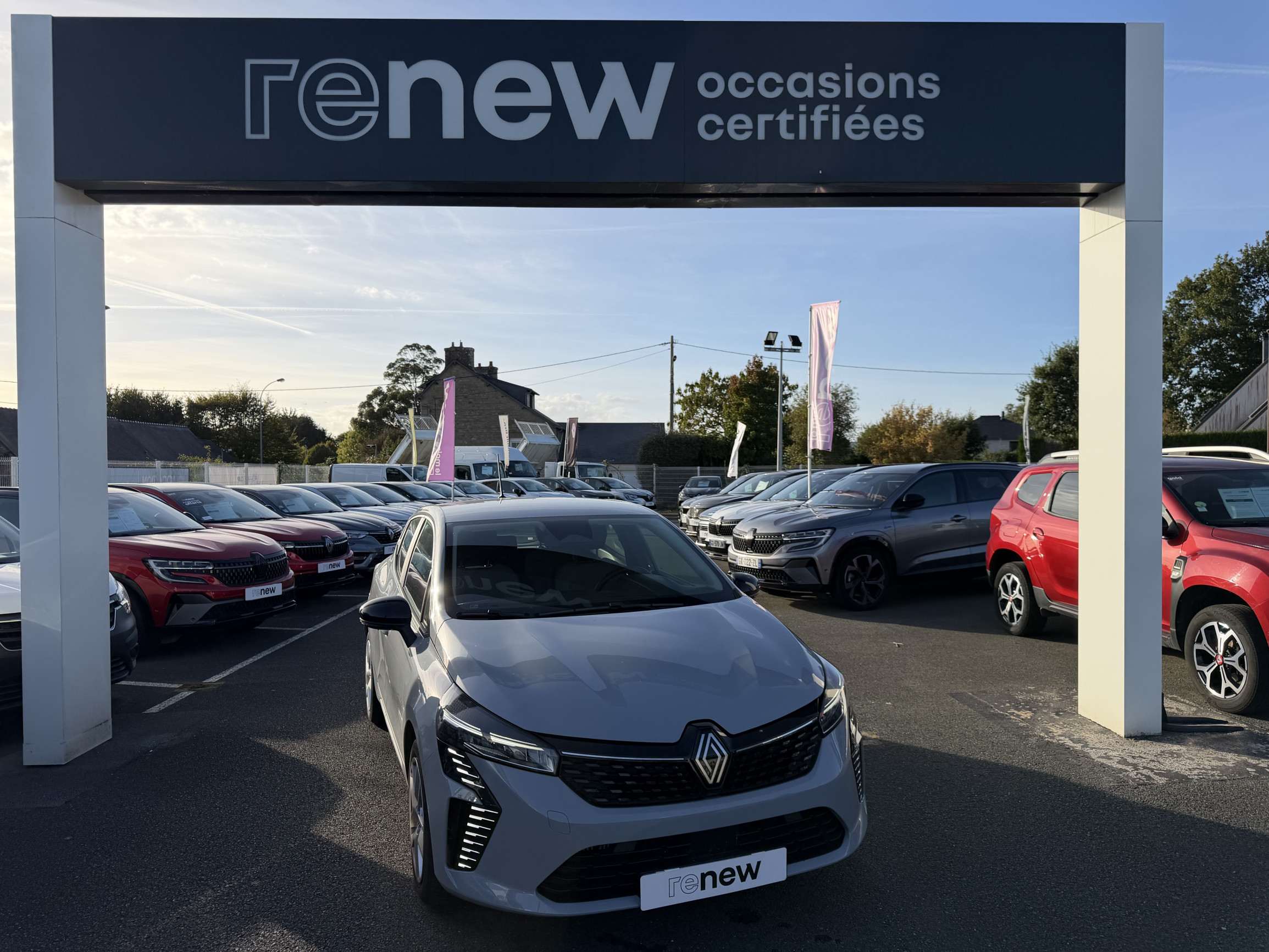 Renault Clio 5 Clio TCe 90 ch GSR2 occasion de 2025 en vente à Lannion