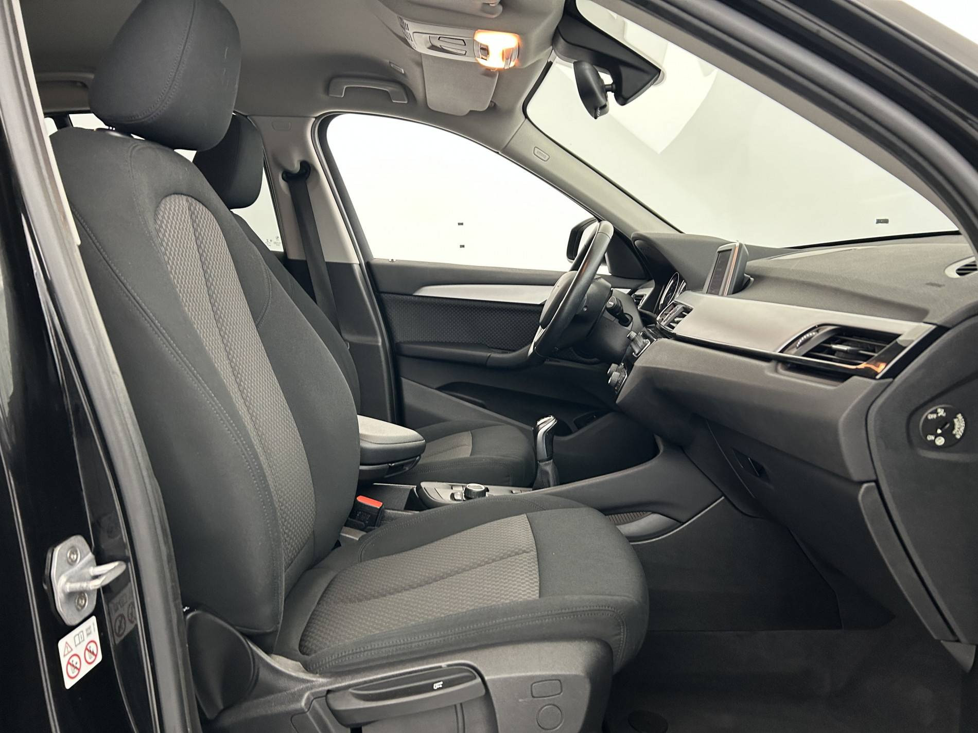 Vente en ligne Bmw X1 X1 sDrive 18i 140 ch au prix de 16 480 €