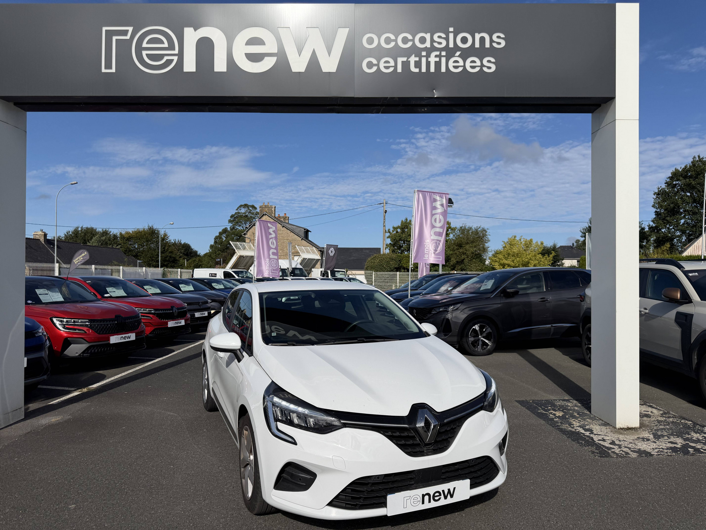Renault Clio 5 Clio TCe 90 - 21N occasion de 2022 en vente à Lannion