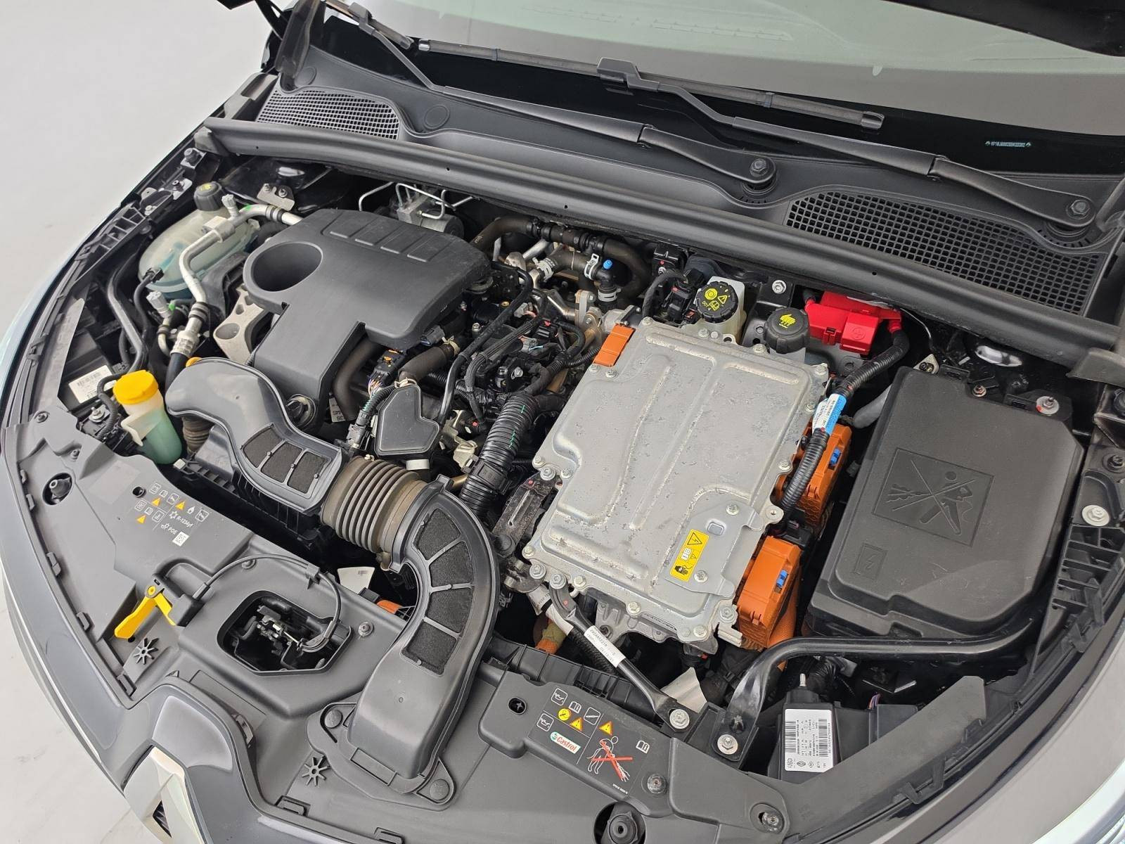 Vente en ligne Renault Clio 5 Clio E-Tech 140 - 21N au prix de 18 990 €
