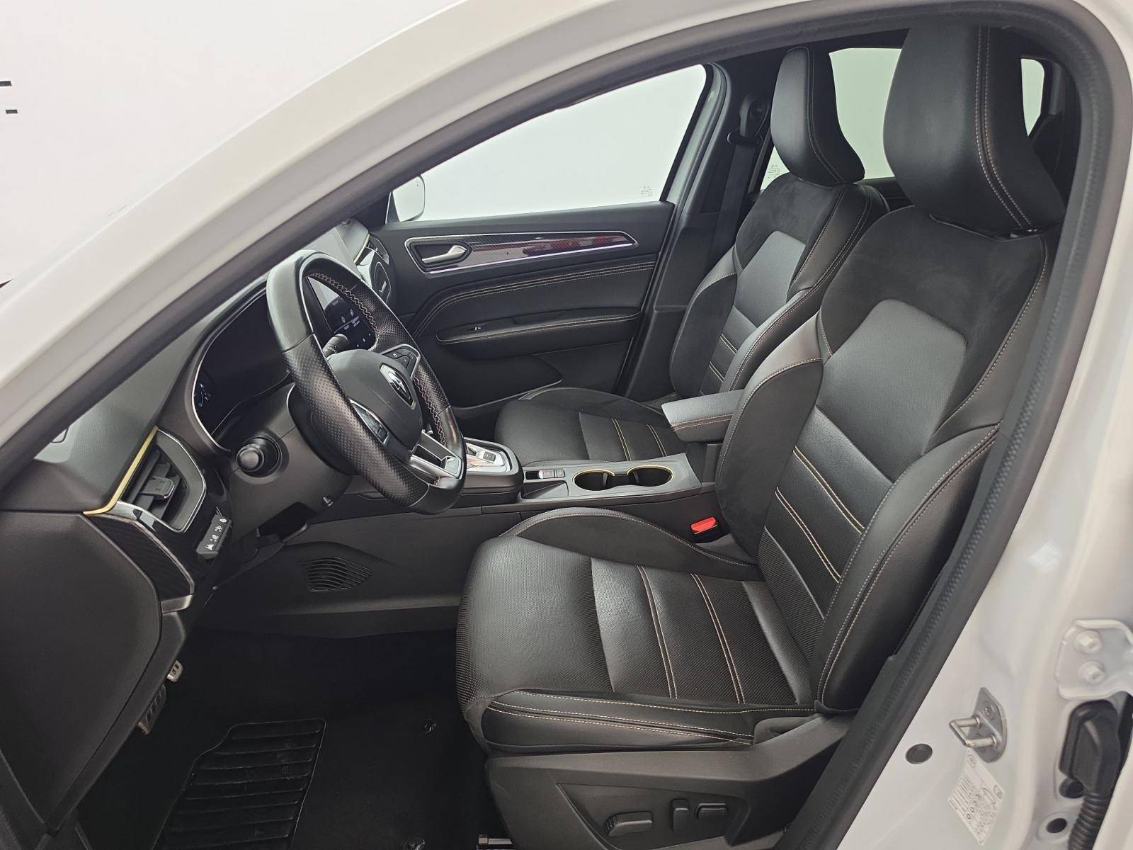 Vente en ligne Renault Arkana  E-Tech hybride 145 - 22 au prix de 20 590 €