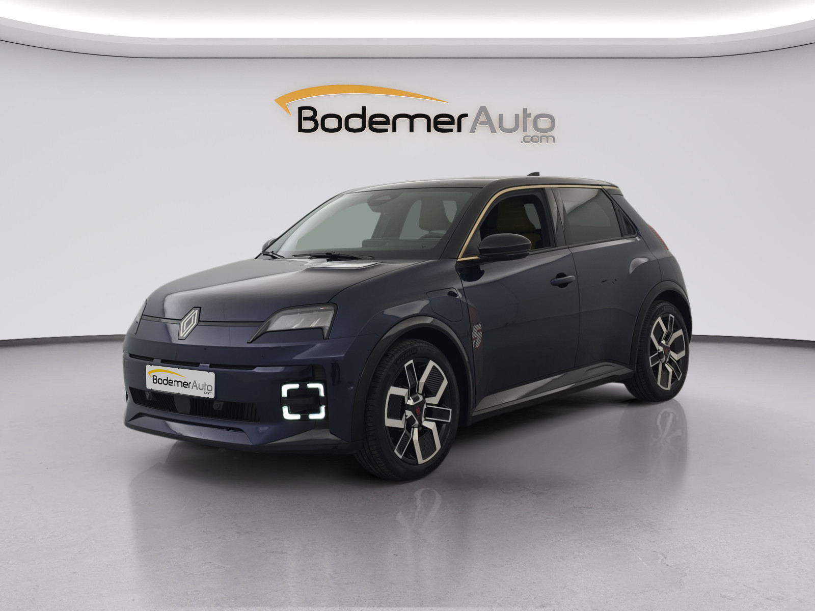 Renault R5 E-Tech  150 ch autonomie confort occasion de 2024 en vente à Lannion