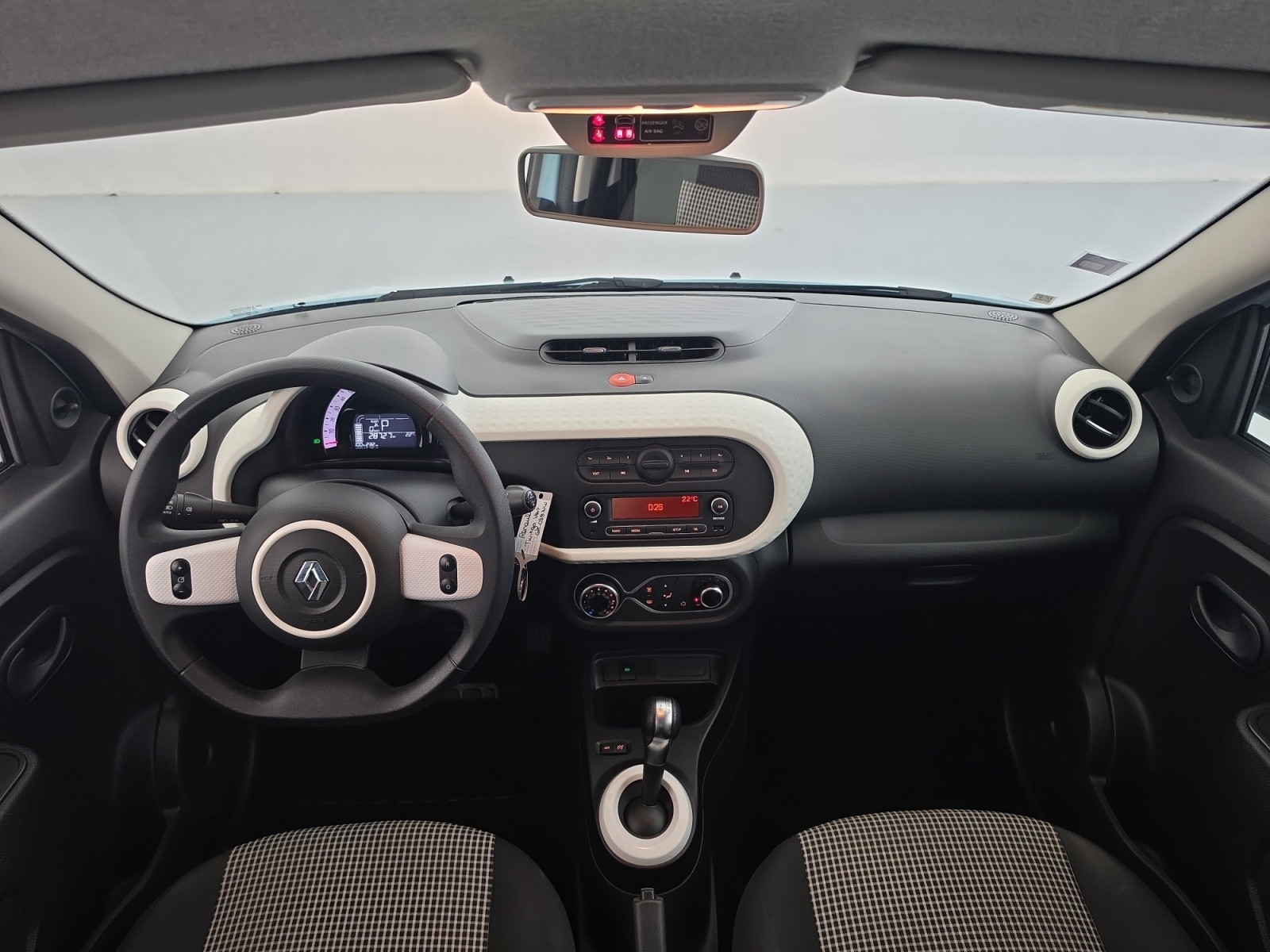 Vente en ligne Renault Twingo Electrique Twingo III E-Tech au prix de 11 490 €