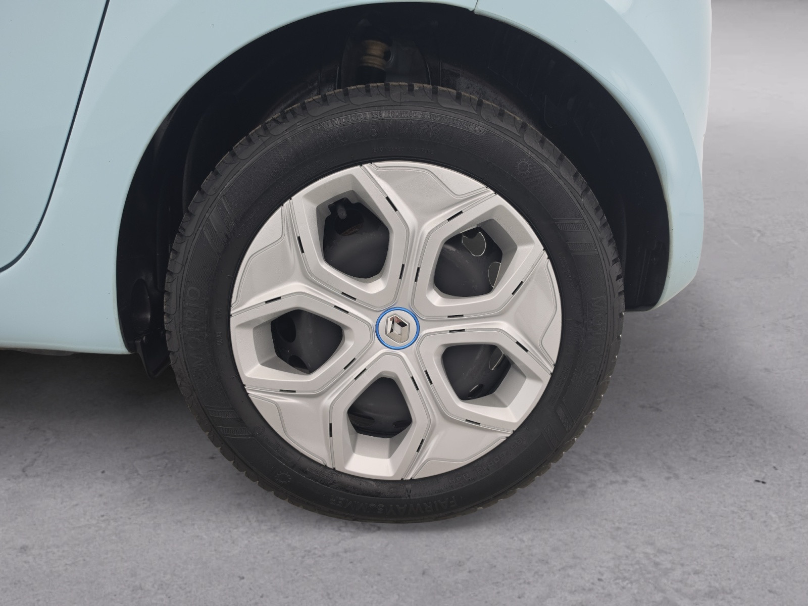 Vente en ligne Renault Twingo Electrique Twingo III E-Tech au prix de 11 490 €