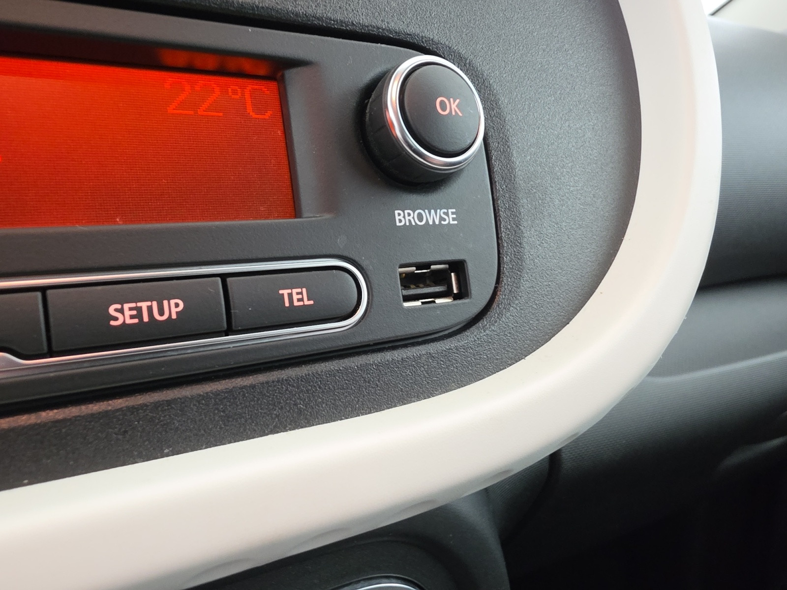 Vente en ligne Renault Twingo Electrique Twingo III E-Tech au prix de 11 490 €