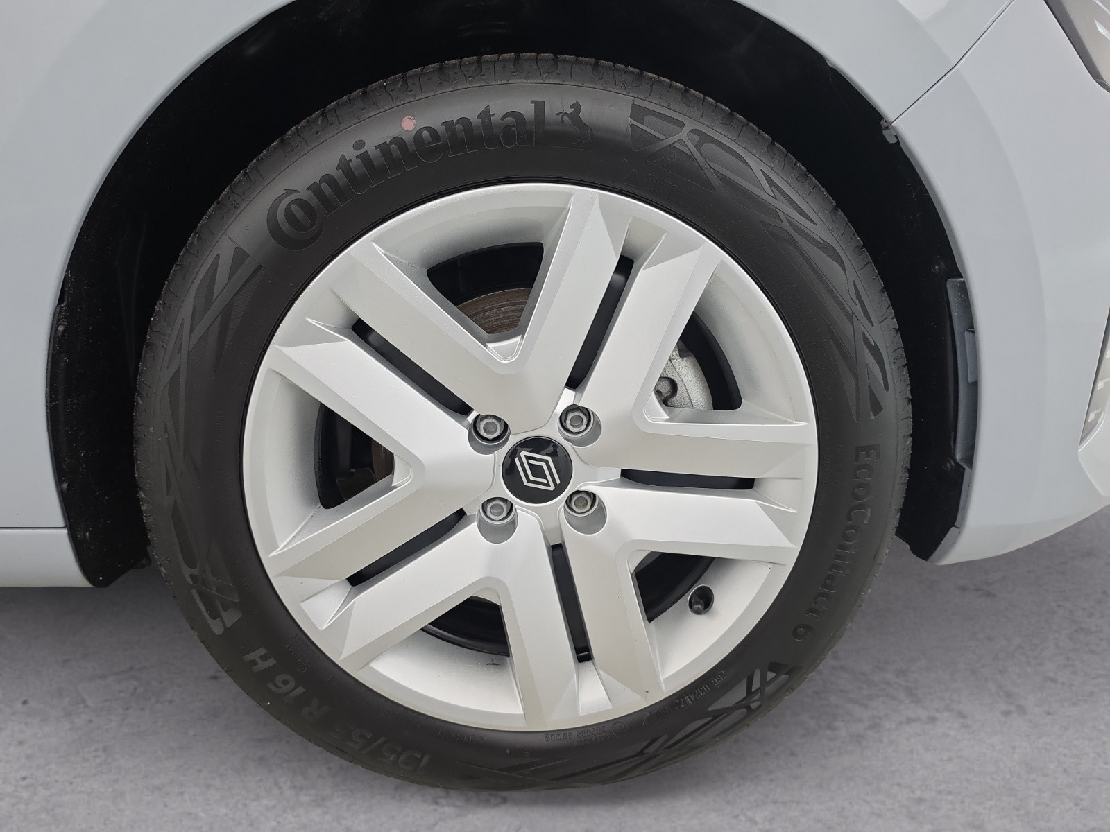 Vente en ligne Renault Clio 5 Clio Blue dCi 100 ch GSR2 au prix de 17 490 €