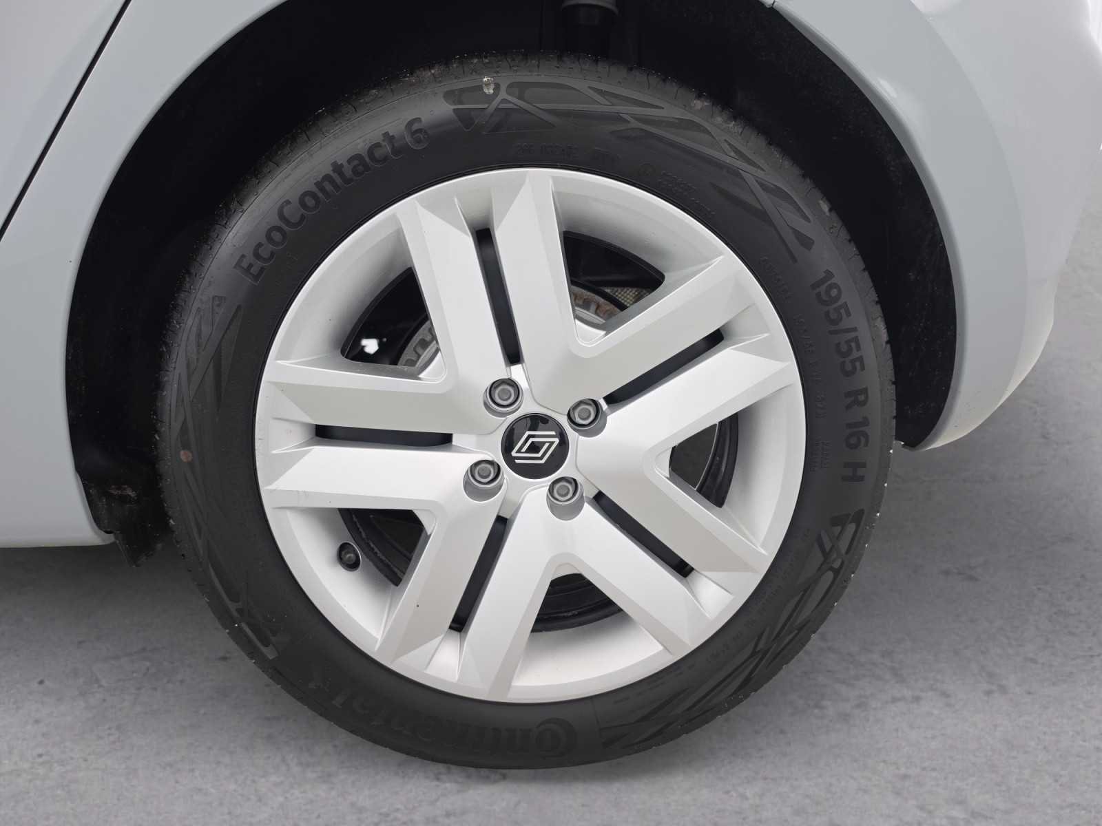 Vente en ligne Renault Clio 5 Clio Blue dCi 100 ch GSR2 au prix de 17 490 €