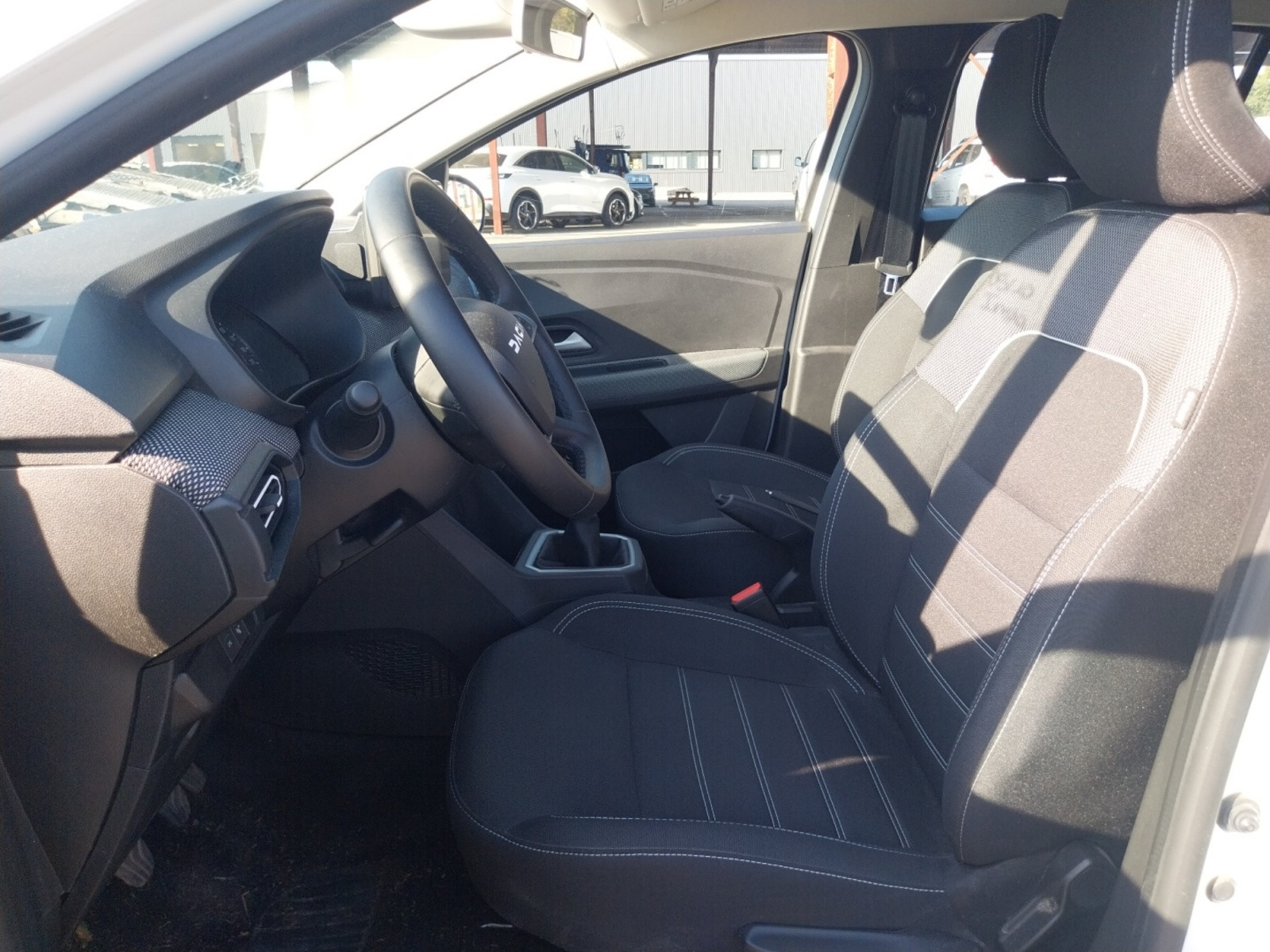 Vente en ligne Dacia Sandero  ECO-G 100 au prix de 13 990 €