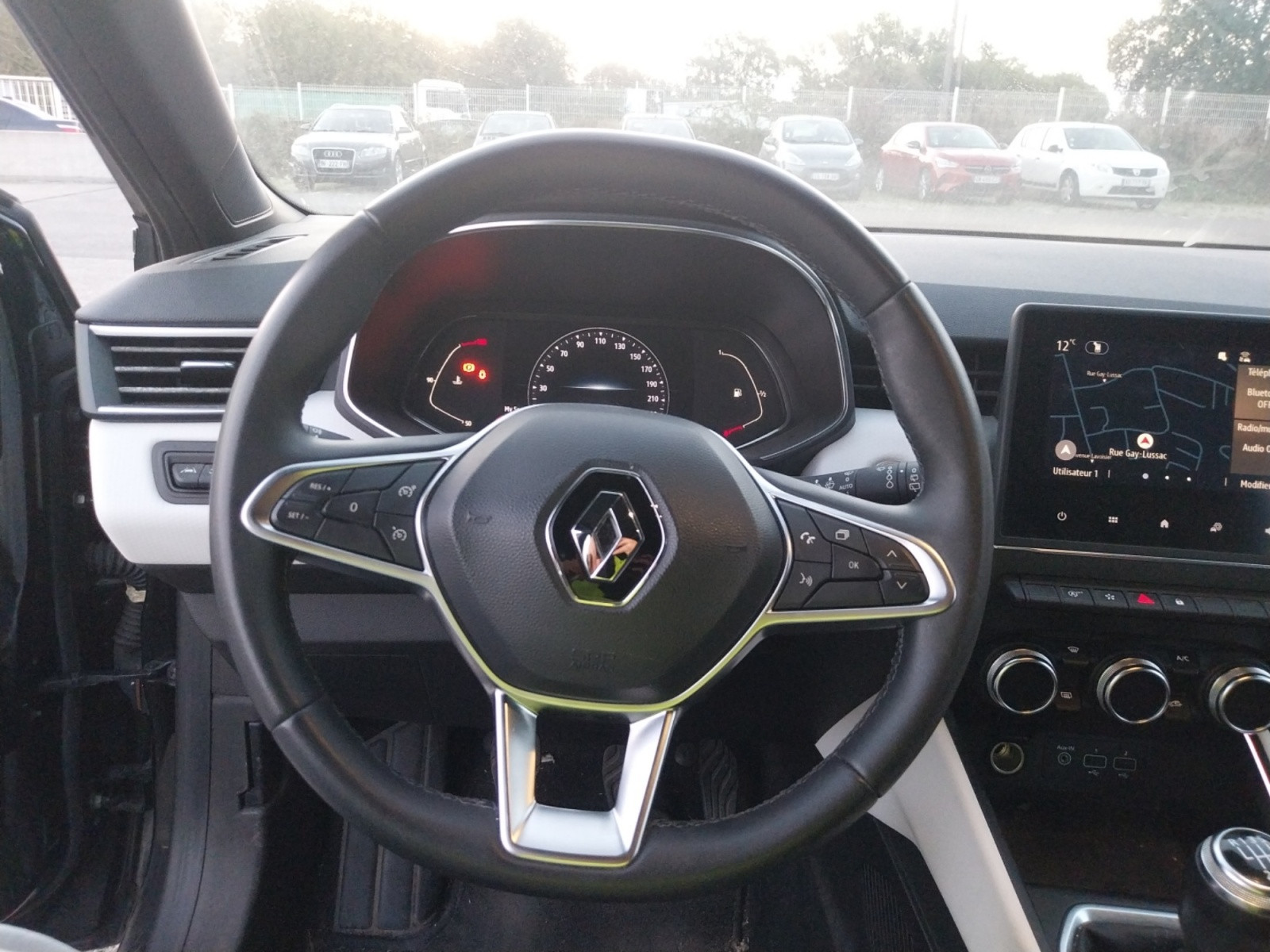 Vente en ligne Renault Clio 5 Clio Blue dCi 115 au prix de 13 990 €