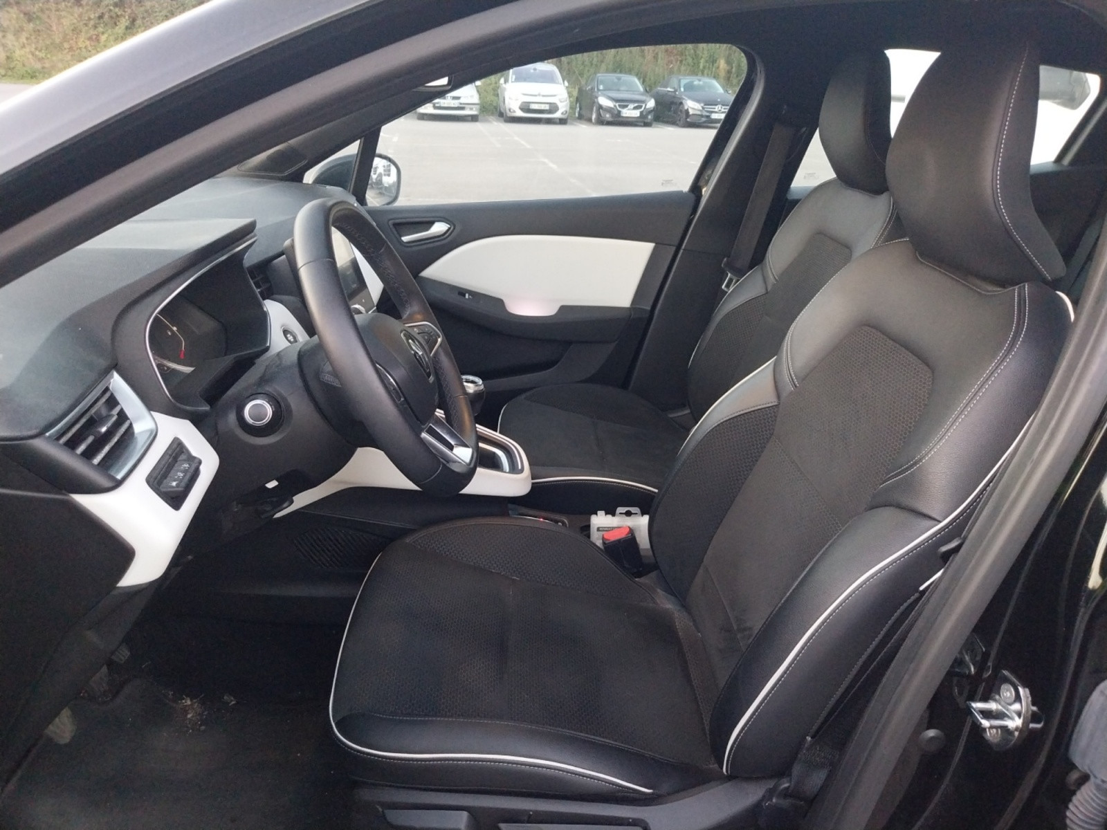Vente en ligne Renault Clio 5 Clio Blue dCi 115 au prix de 13 990 €