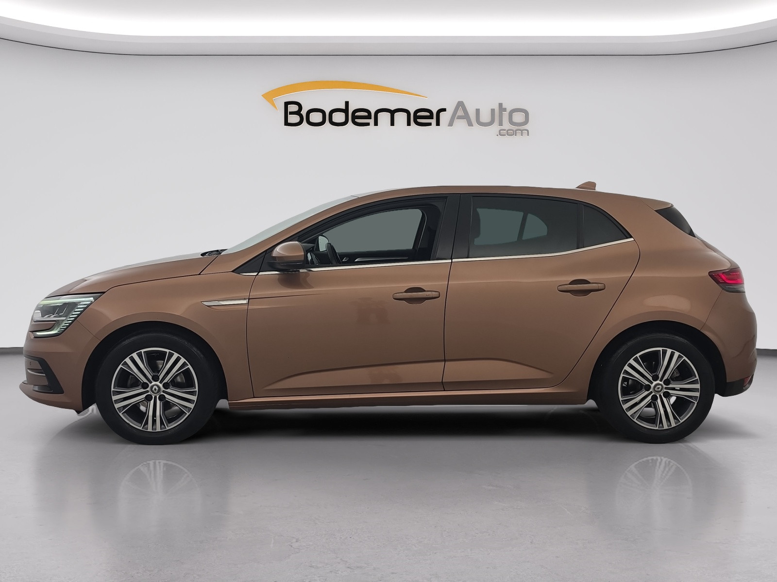Vente en ligne Renault Megane 4 Mégane IV Berline Blue dCi 115 EDC au prix de 17 490 €