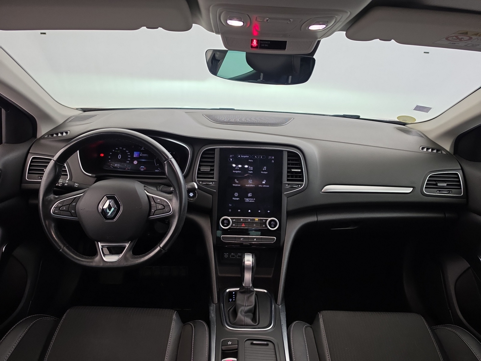 Vente en ligne Renault Megane 4 Mégane IV Berline Blue dCi 115 EDC au prix de 17 490 €