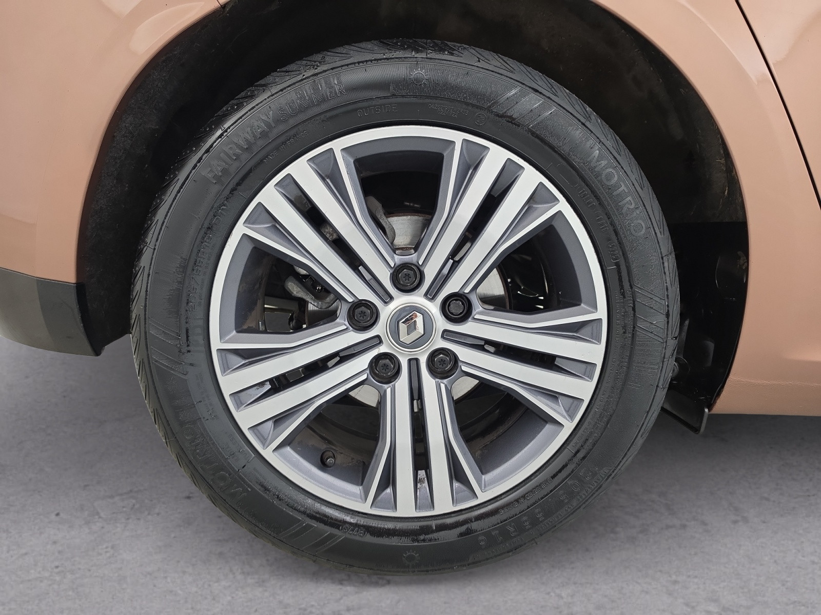Vente en ligne Renault Megane 4 Mégane IV Berline Blue dCi 115 EDC au prix de 17 490 €