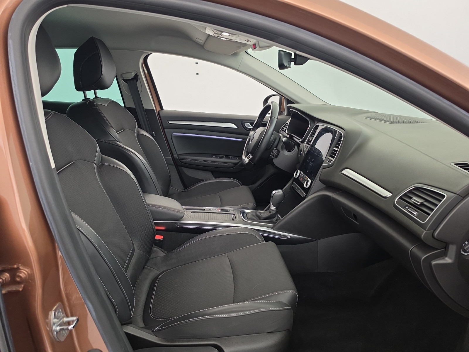 Vente en ligne Renault Megane 4 Mégane IV Berline Blue dCi 115 EDC au prix de 17 490 €