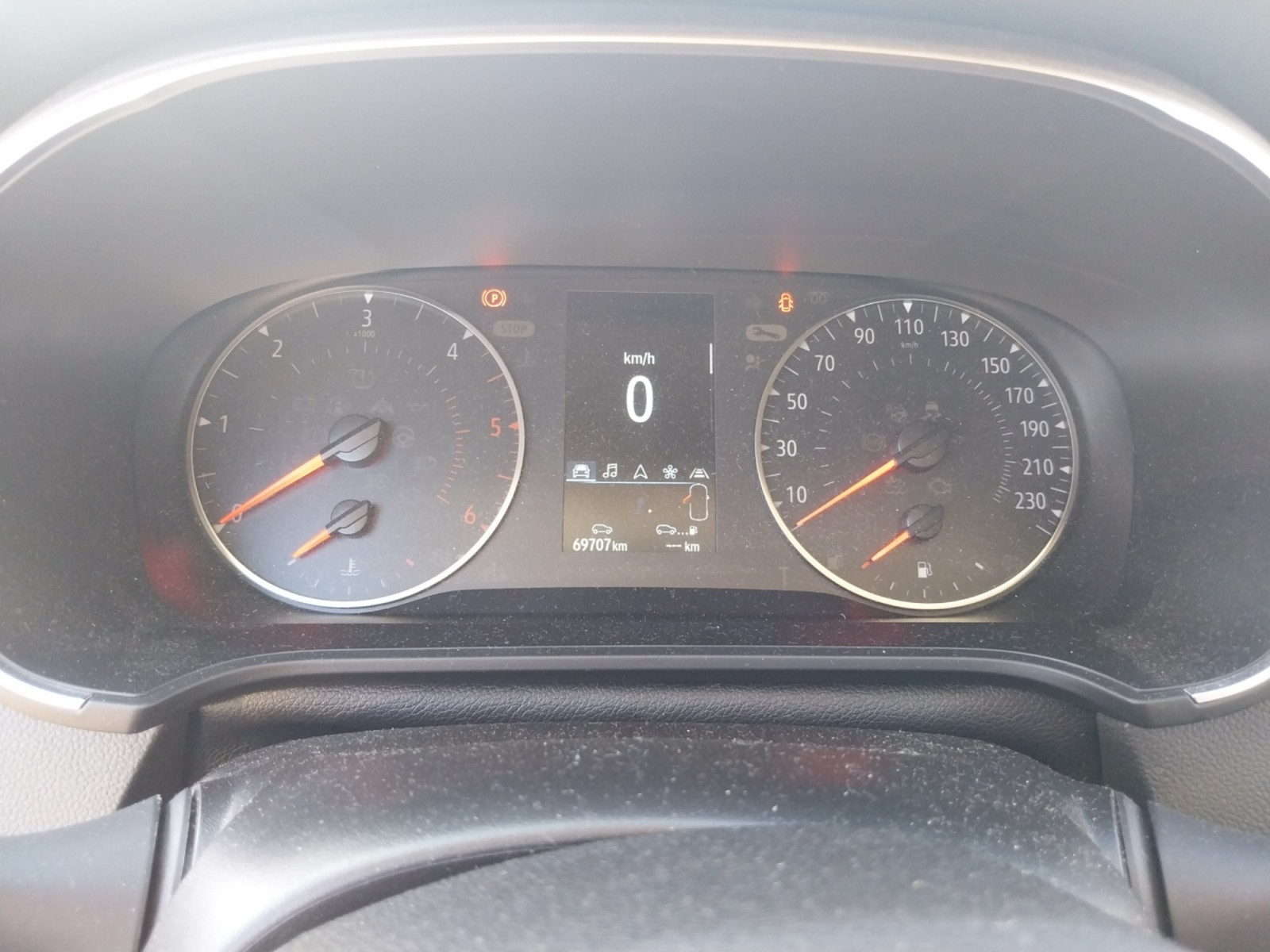 Vente en ligne Renault Megane 4 Mégane IV Berline Blue dCi 115 - 21B au prix de 14 990 €