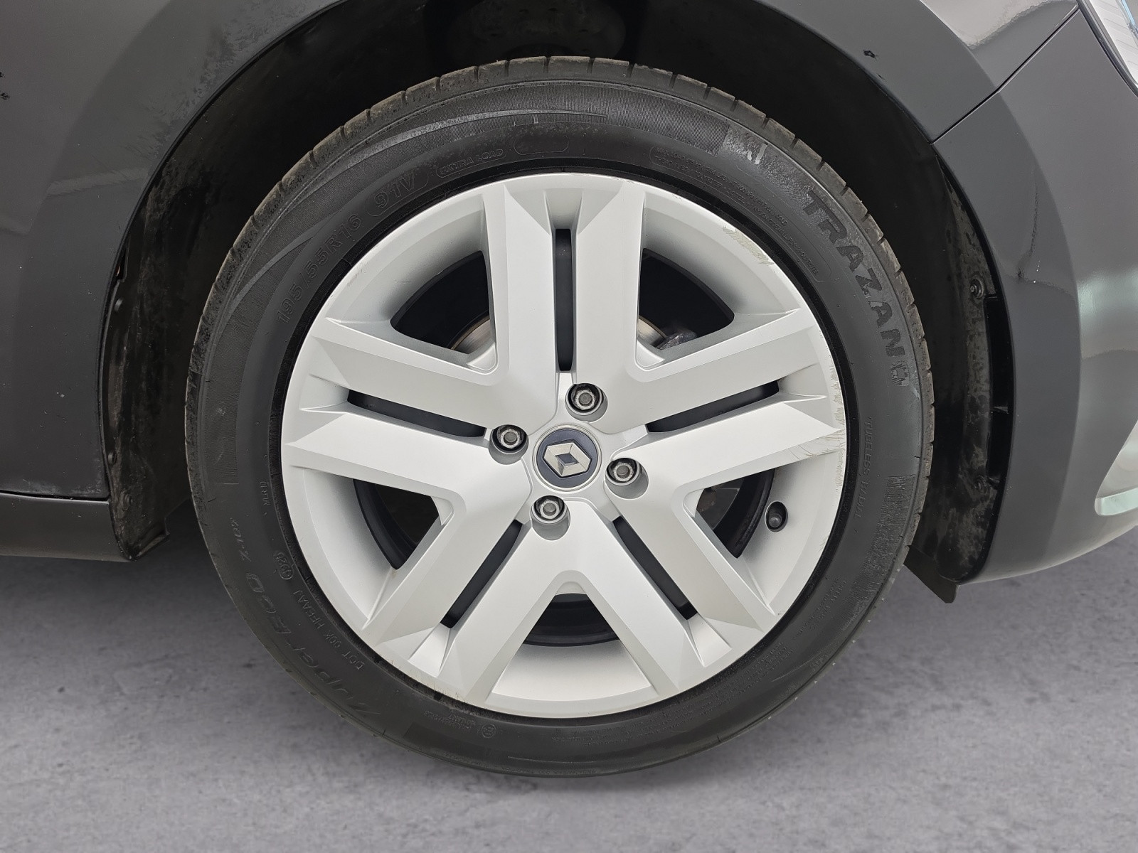 Vente en ligne Renault Clio 5 Clio SCe 65 - 21N au prix de 12 890 €