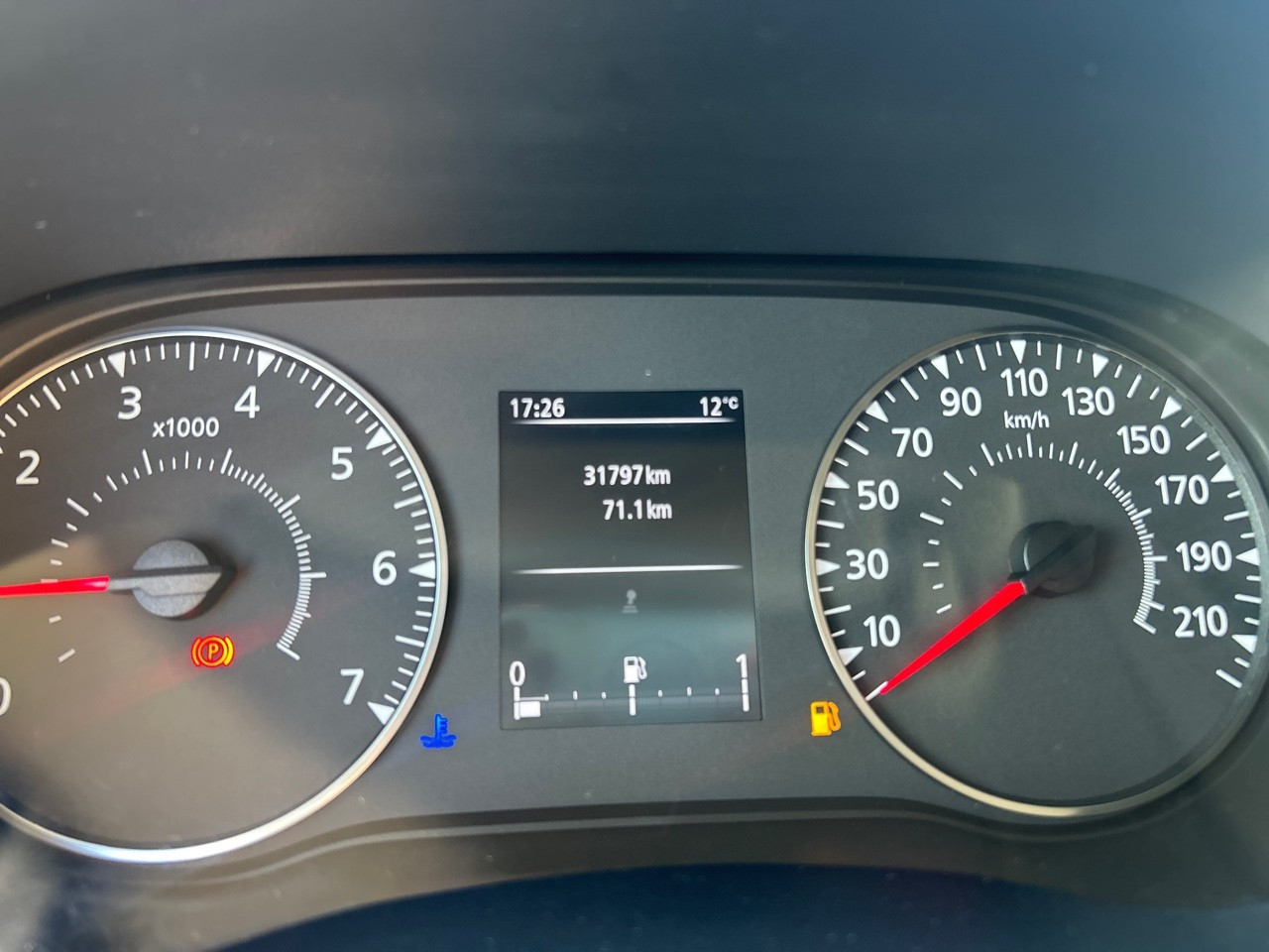 Vente en ligne Renault Master Fourgon MASTER FGN TRAC F3500 L3H3 BLUE DCI 135 au prix de 25 190 €