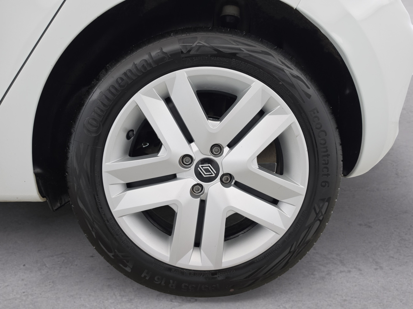 Vente en ligne Renault Clio 5 Clio TCe 90 ch GSR2 au prix de 12 990 €