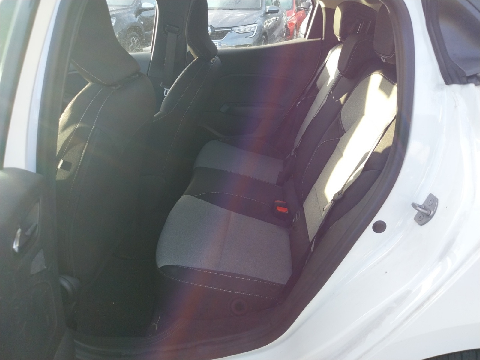 Vente en ligne Renault Clio 5 Clio TCe 90 ch GSR2 au prix de 14 990 €