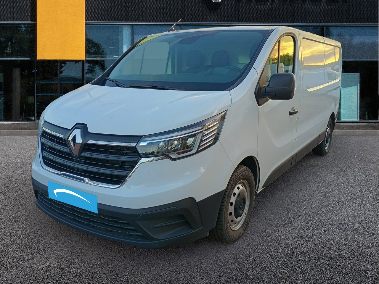 Renault Trafic 3 Fourgon TRAFIC FGN L2H1 3000 KG BLUE DCI 130 occasion de 2023 en vente à Caen