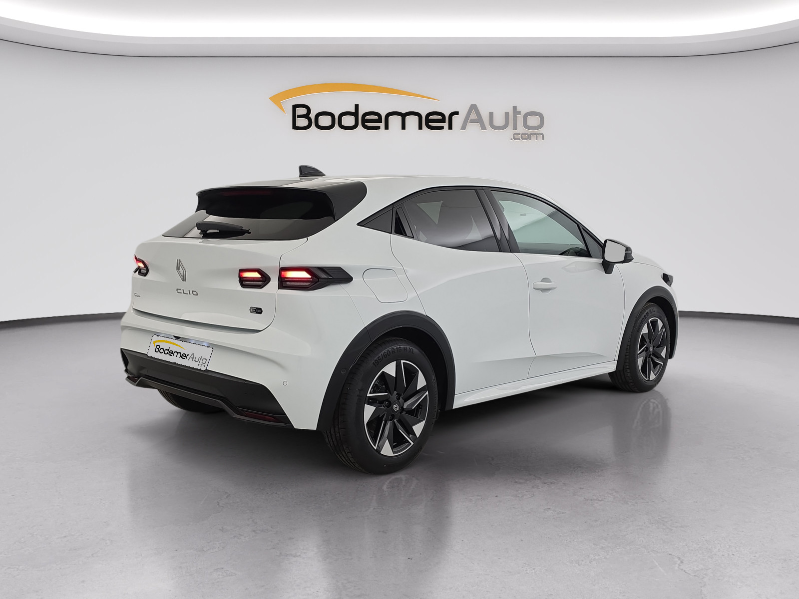 Vente en ligne Renault Clio 6 Clio E-Tech full hybrid 160 ch au prix de 25 990 €