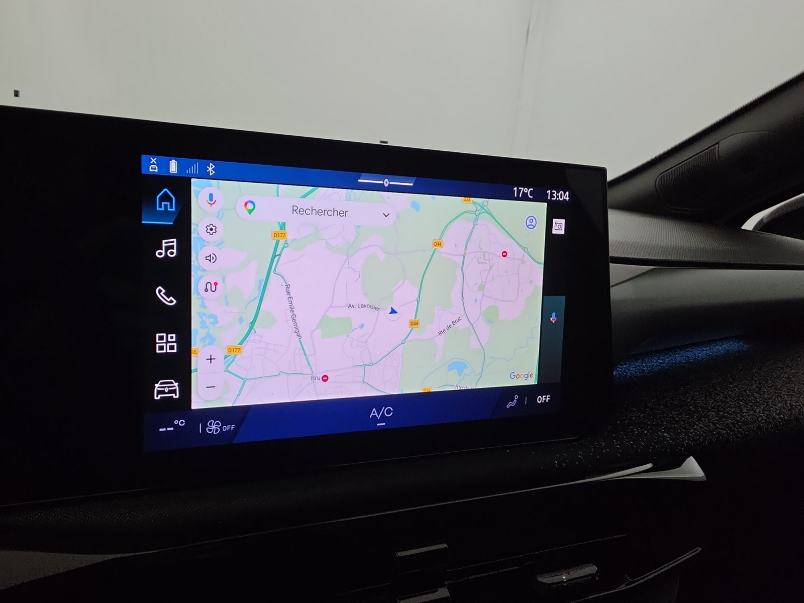 Vente en ligne Renault Clio 6 Clio E-Tech full hybrid 160 ch au prix de 25 990 €