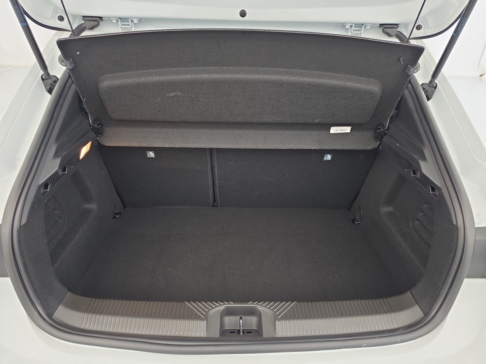 Vente en ligne Renault Clio 6 Clio E-Tech full hybrid 160 ch au prix de 25 990 €